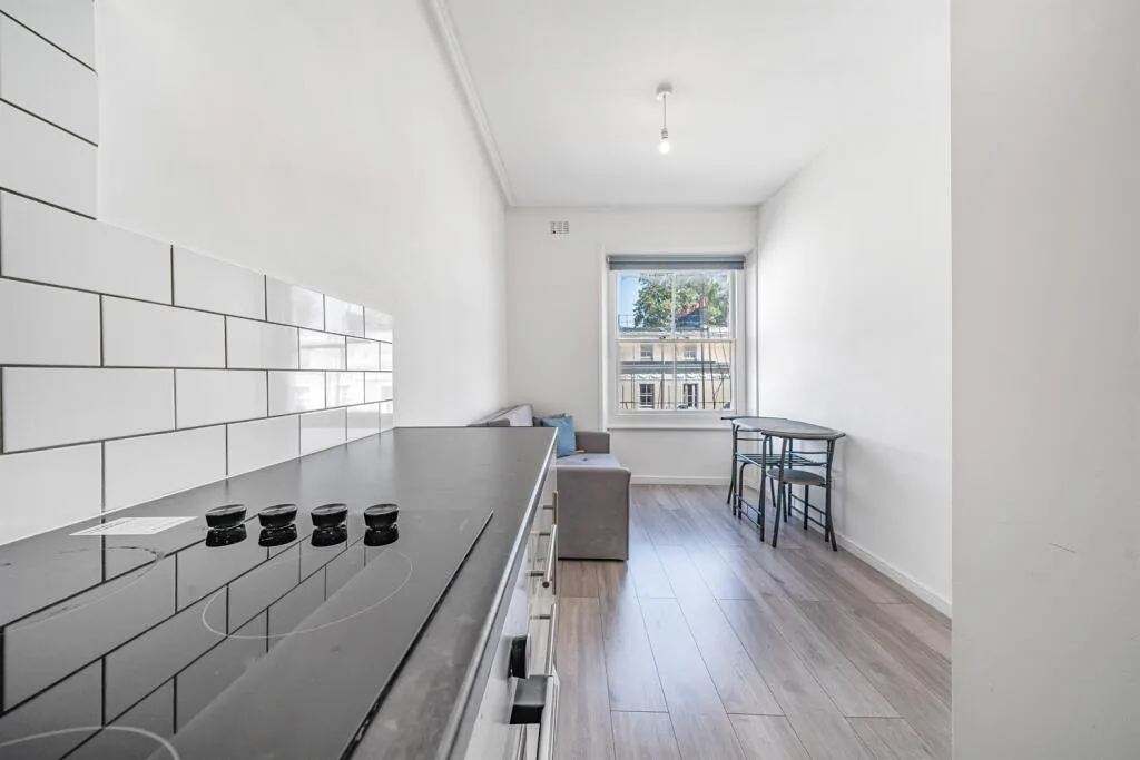 Studio flat for rent