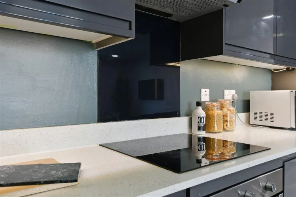 5 bedroom apartment for rent