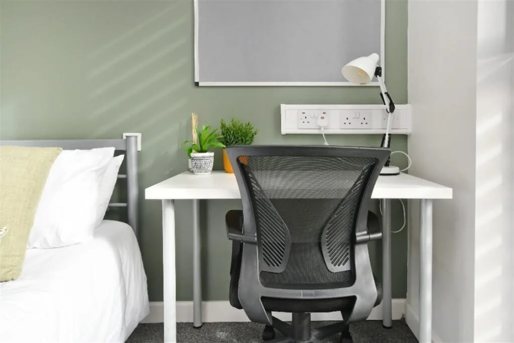 5 bedroom apartment for rent