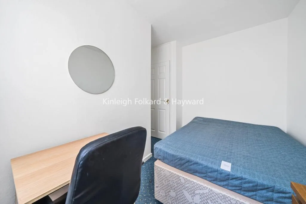 4 bedroom maisonette for rent