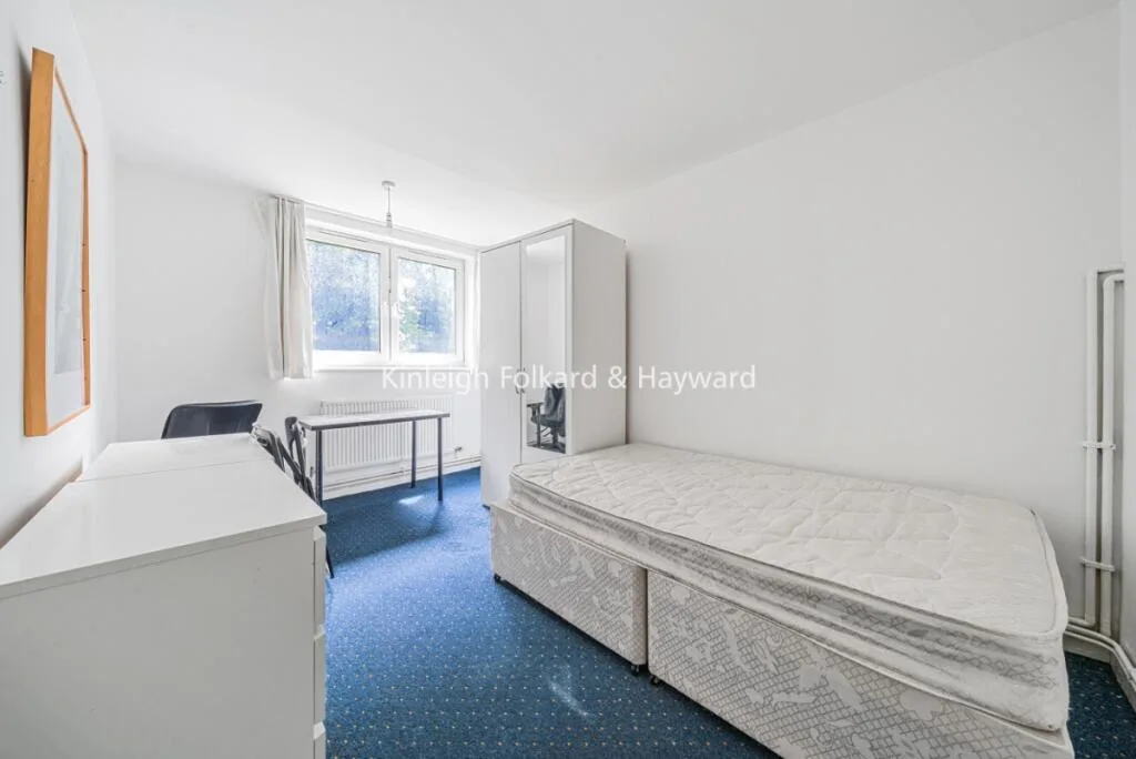 4 bedroom maisonette for rent