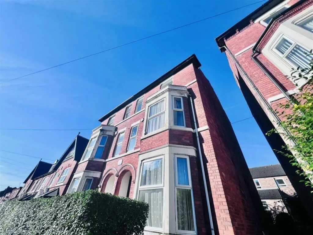 1 bedroom semi-detached house for rent