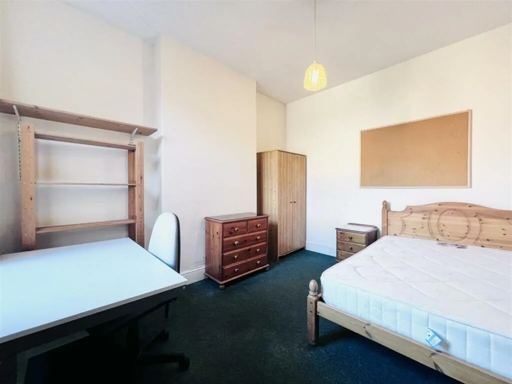 1 bedroom semi-detached house for rent