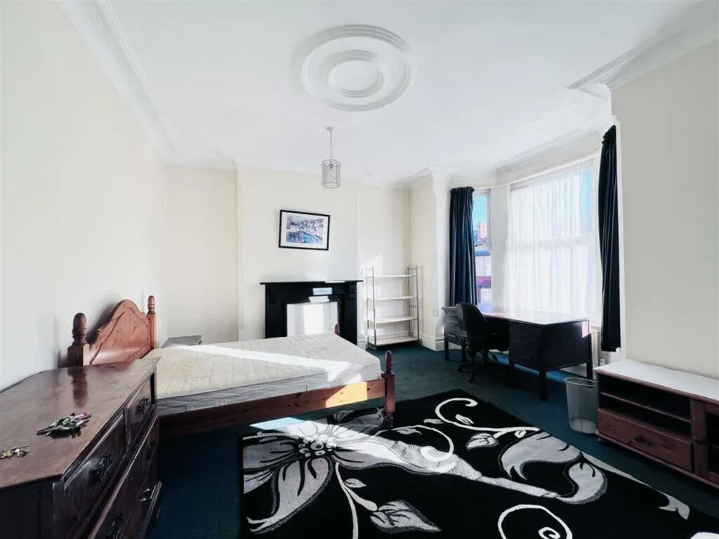 1 bedroom semi-detached house for rent