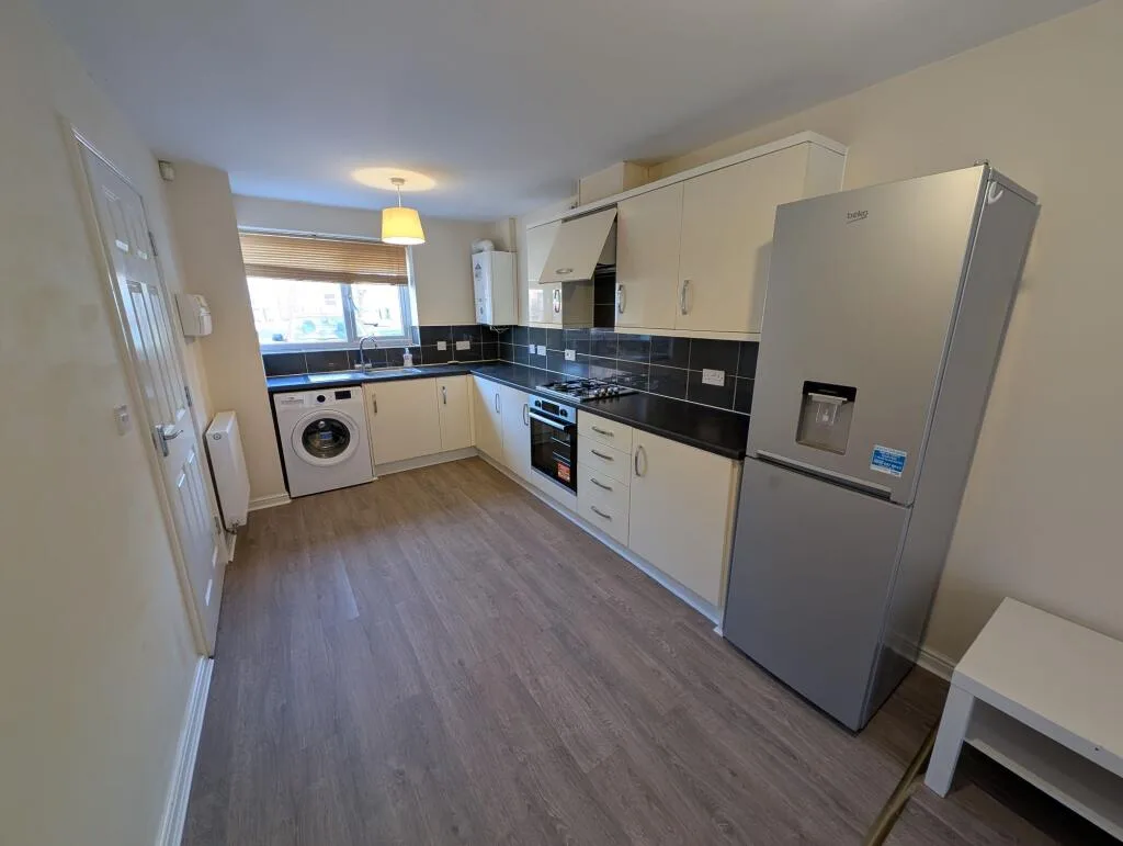 4 bedroom house for rent