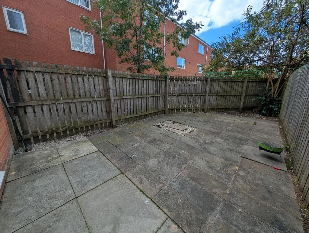 4 bedroom house for rent
