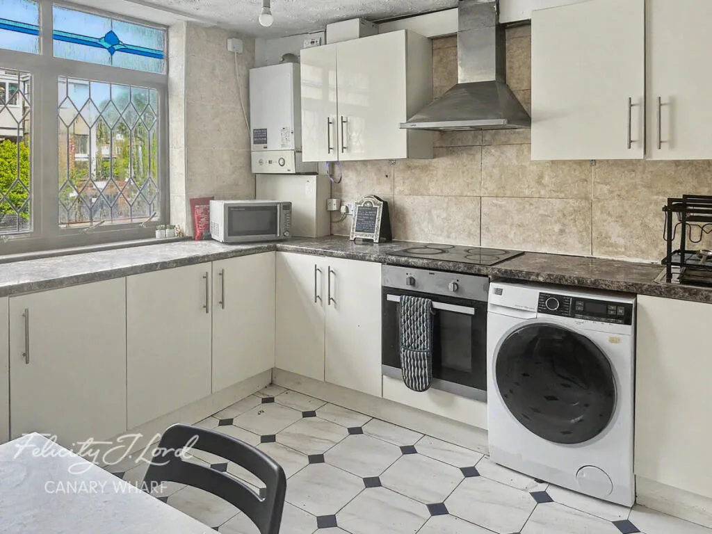 4 bedroom apartment for rent