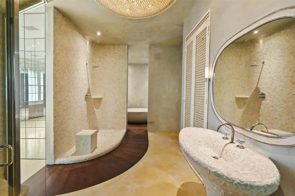 5 bedroom detached house for rent
