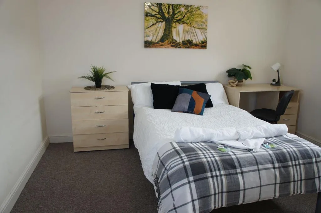 3 bedroom flat for rent