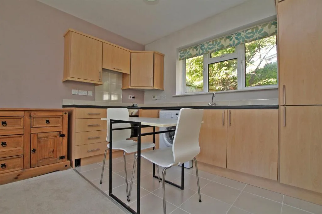 1 bedroom semi-detached bungalow for rent