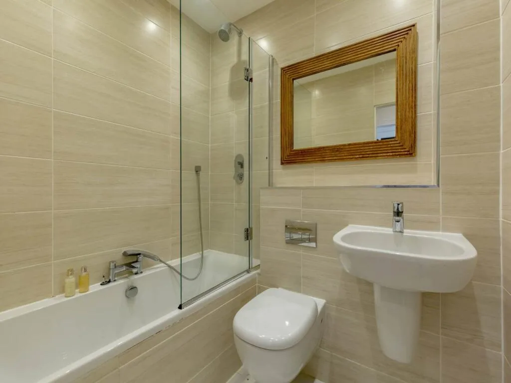 4 bedroom flat for rent