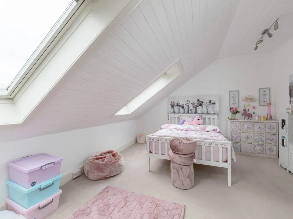 4 bedroom flat for rent