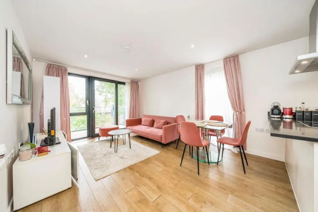2 bedroom flat for rent