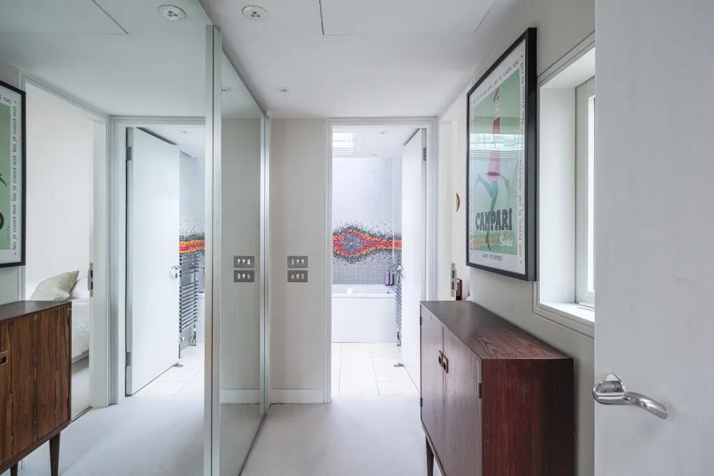2 bedroom mews property for rent