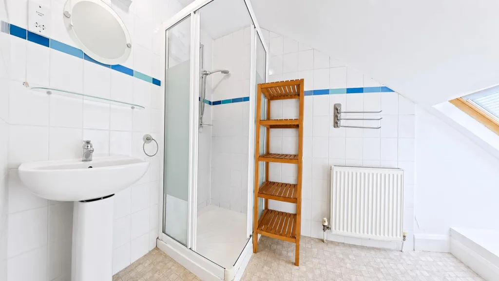 6 bedroom terraced house for rent