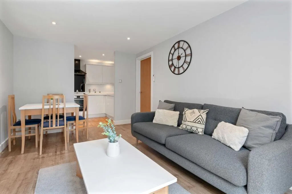 2 bedroom flat for rent