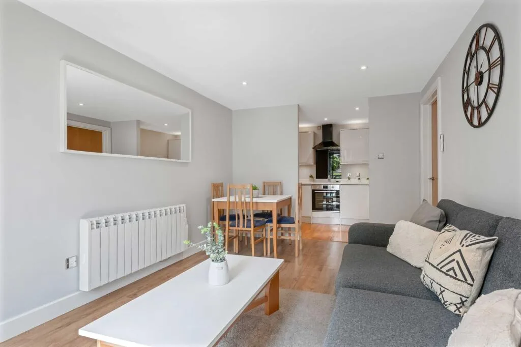 2 bedroom flat for rent