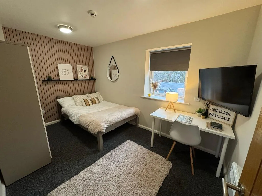 4 bedroom flat for rent