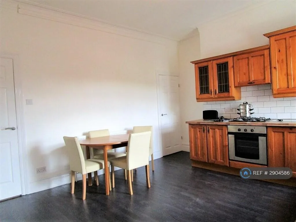 1 bedroom house share for rent
