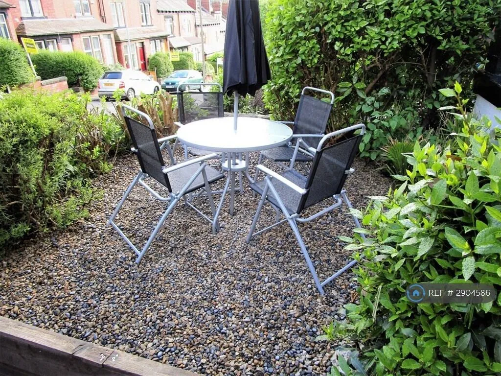 1 bedroom house share for rent