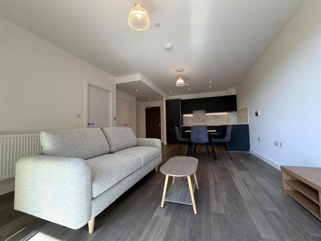 1 bedroom apartment for rent