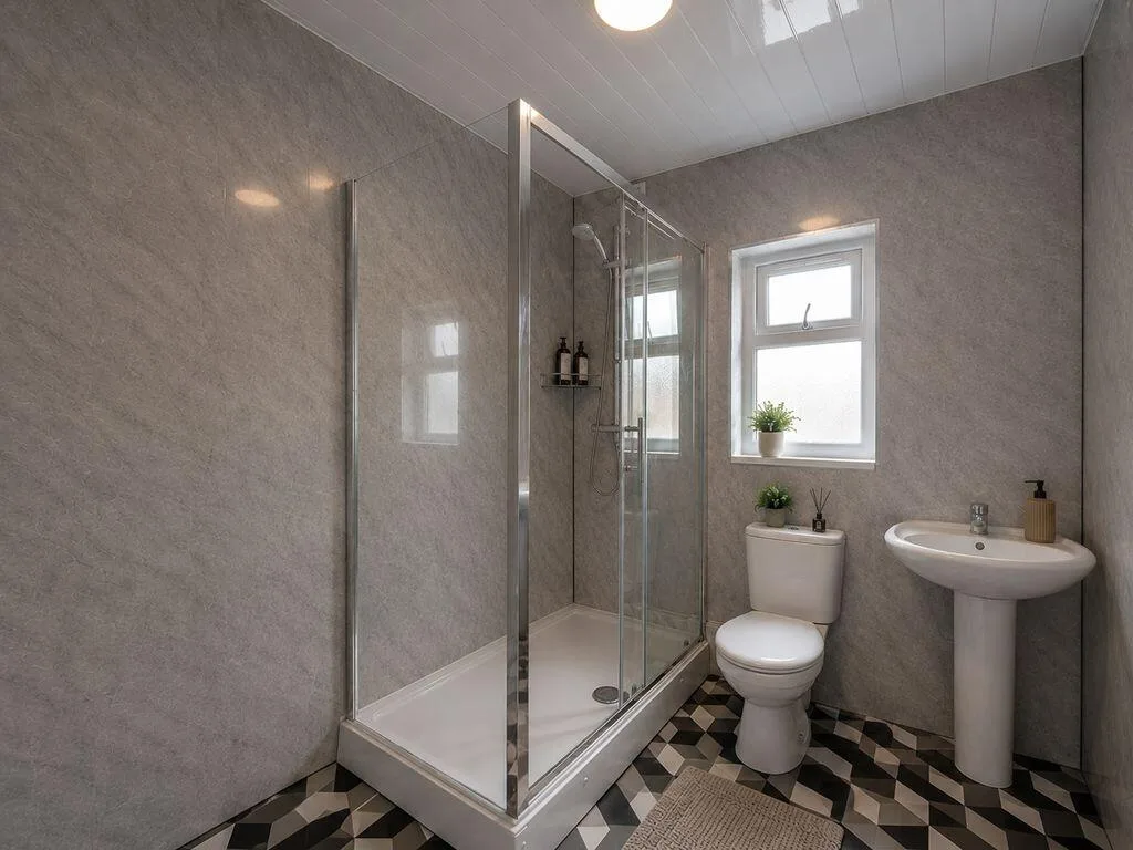 3 bedroom house share for rent
