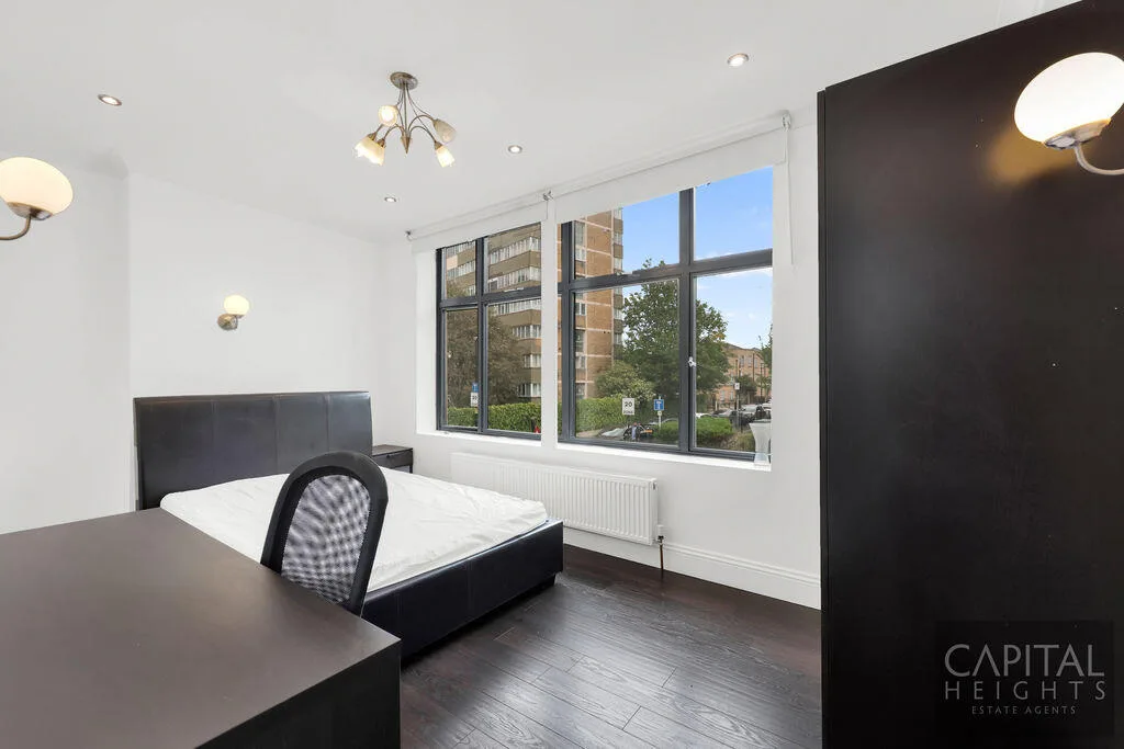 5 bedroom terraced house for rent