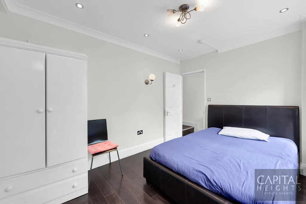 5 bedroom terraced house for rent