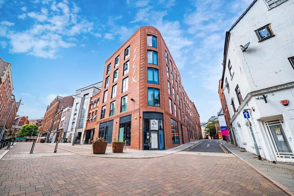 Studio flat for rent