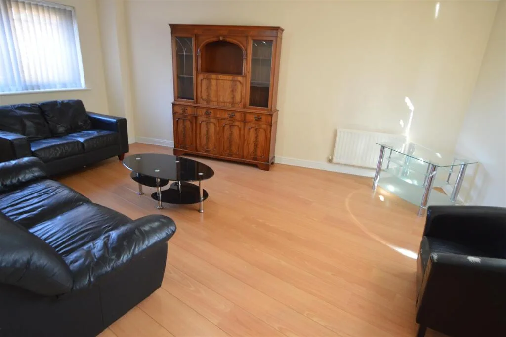 4 bedroom house for rent