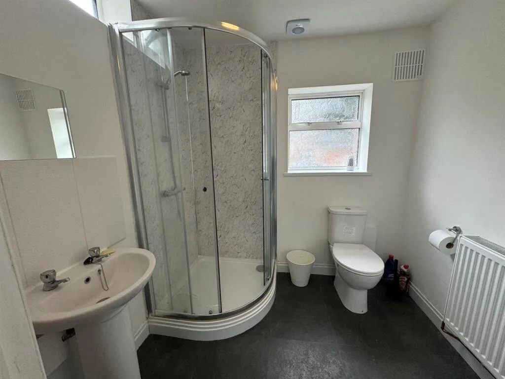 4 bedroom terraced house for rent