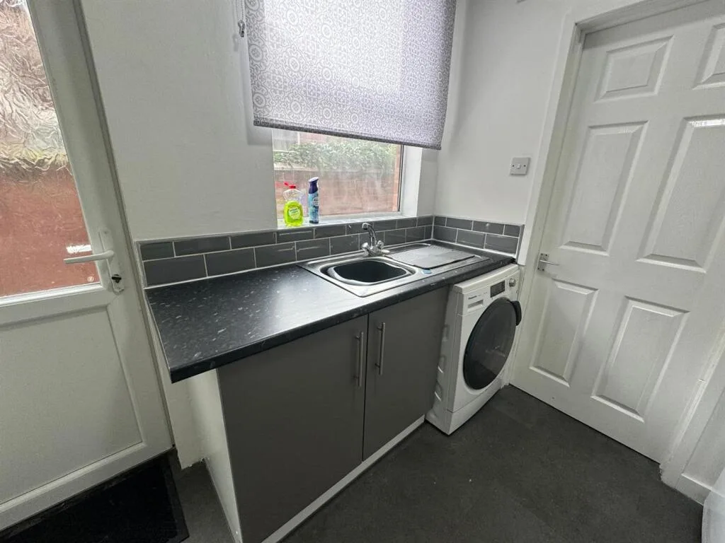 4 bedroom terraced house for rent