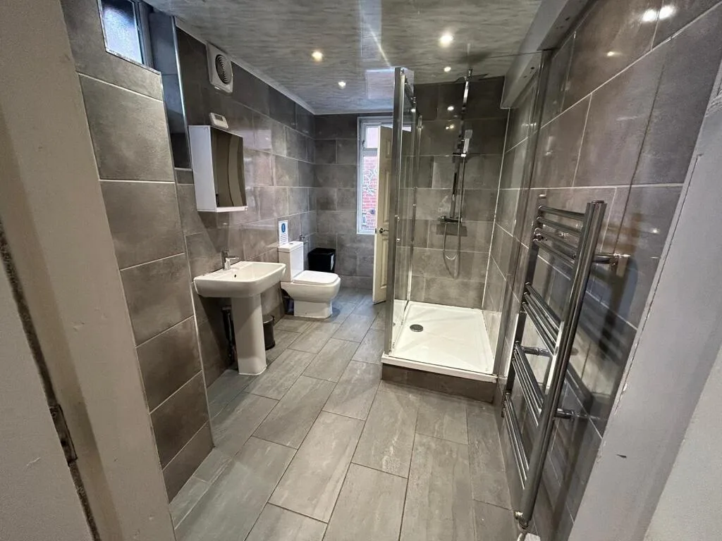 4 bedroom terraced house for rent