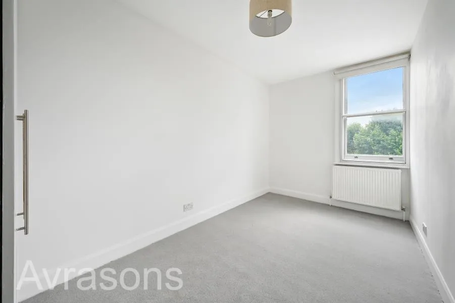 4 bedroom flat for rent