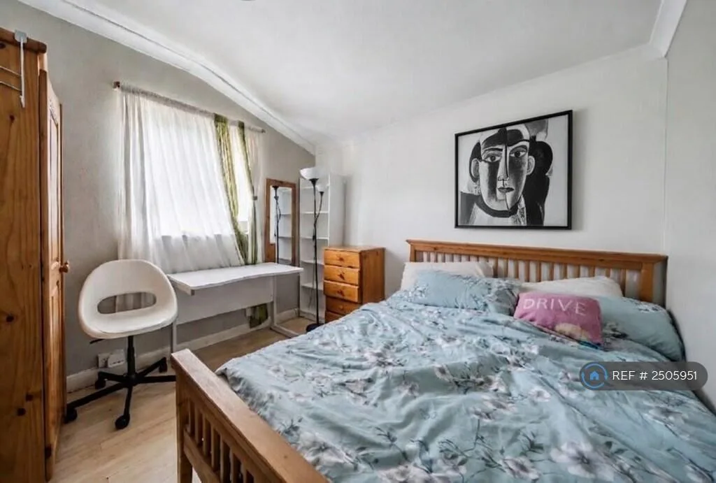 1 bedroom house share for rent
