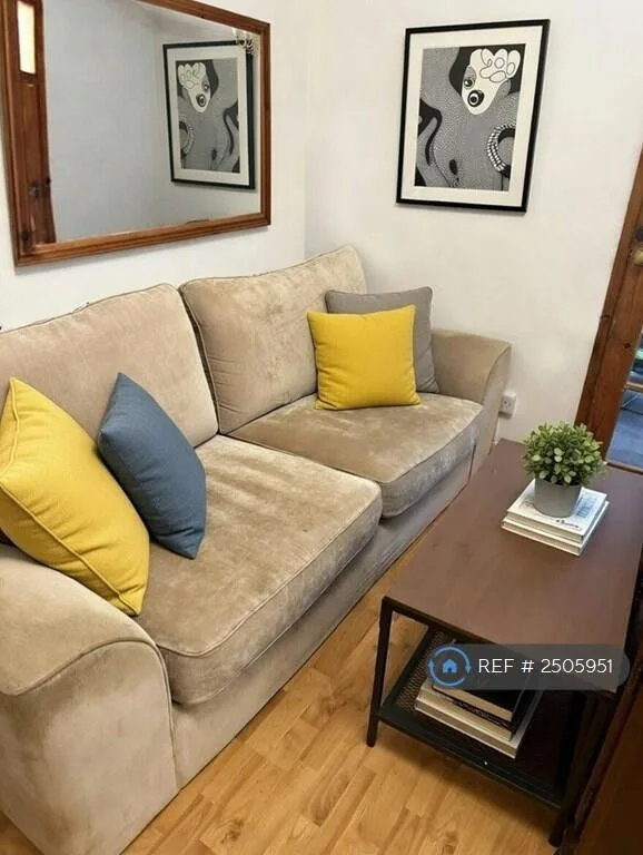 1 bedroom house share for rent
