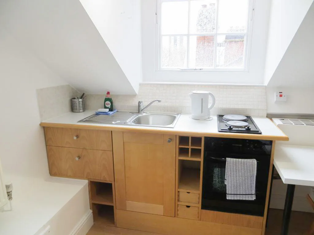 Studio flat for rent