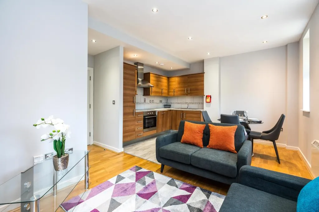 3 bedroom flat for rent