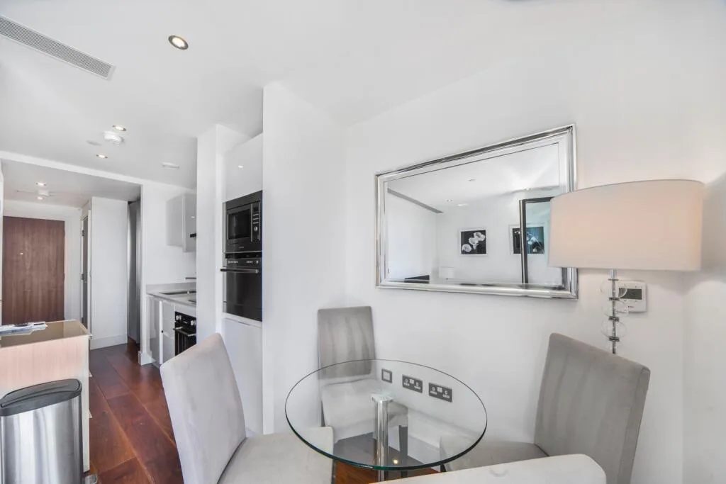 Studio flat for rent