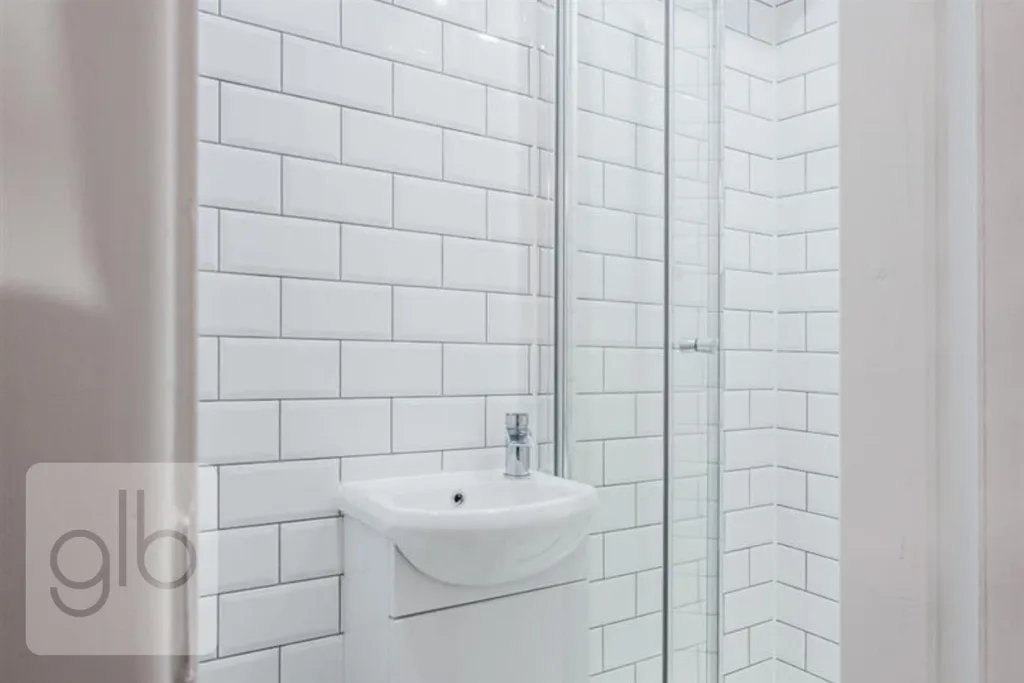 1 bedroom house share for rent