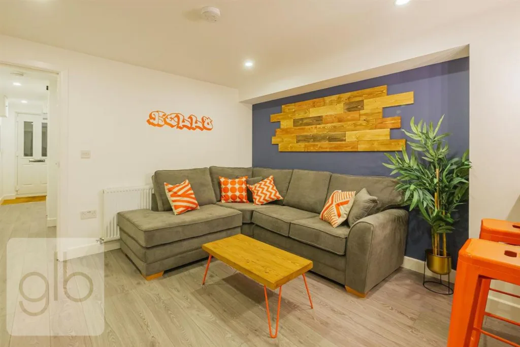 1 bedroom house share for rent