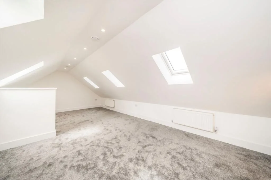 2 bedroom detached house for rent