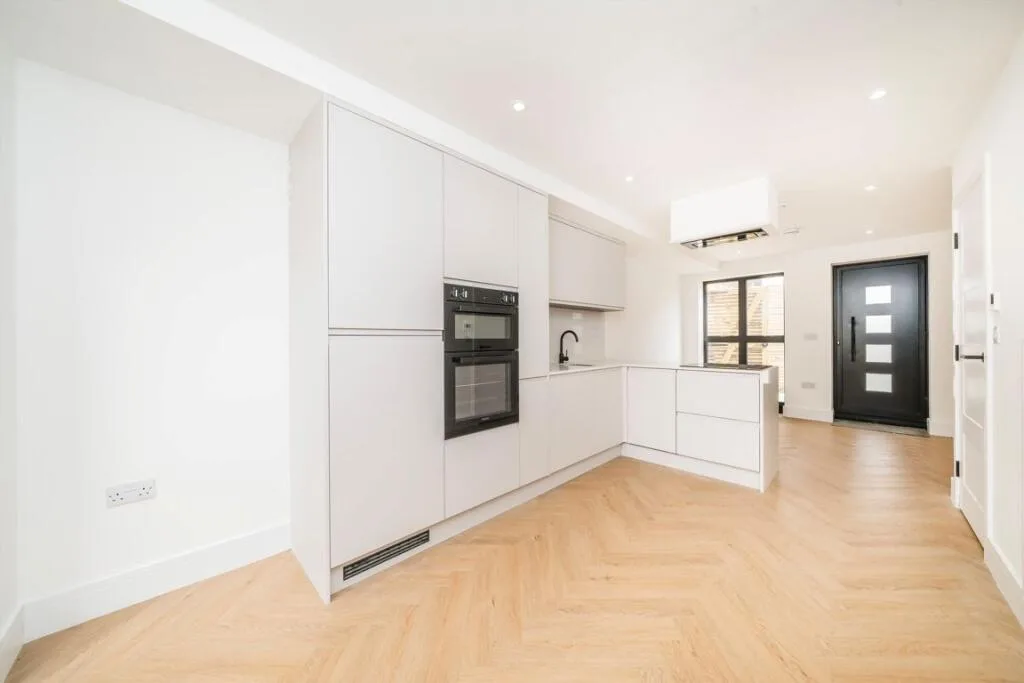 2 bedroom detached house for rent