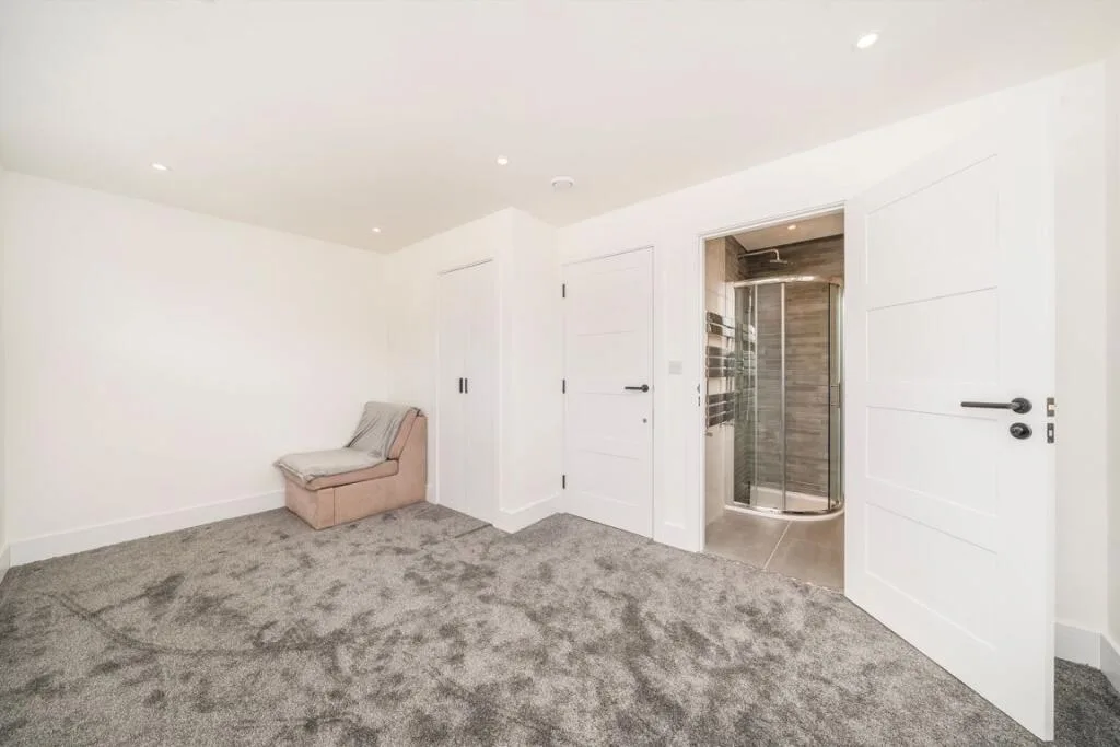 2 bedroom detached house for rent