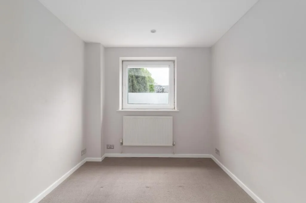 3 bedroom maisonette for rent