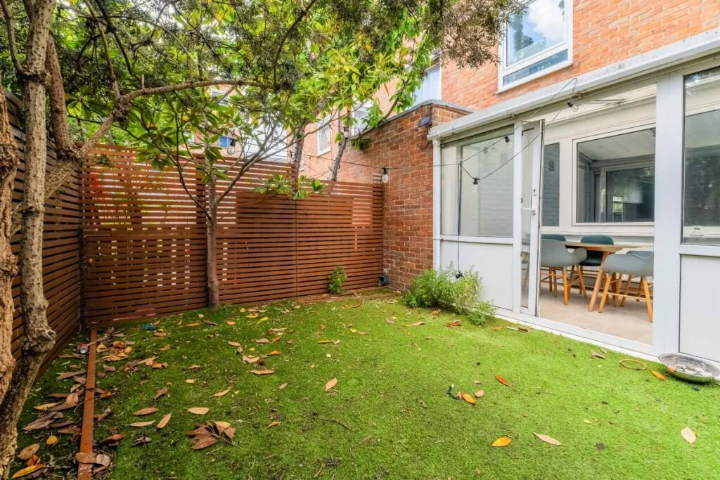 3 bedroom maisonette for rent