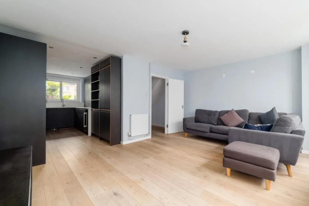 3 bedroom maisonette for rent