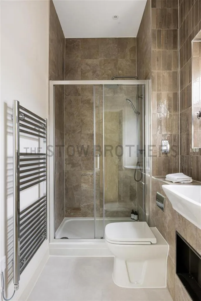 2 bedroom penthouse for rent