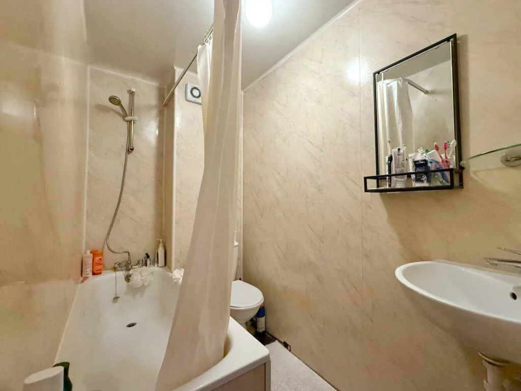 4 bedroom apartment for rent