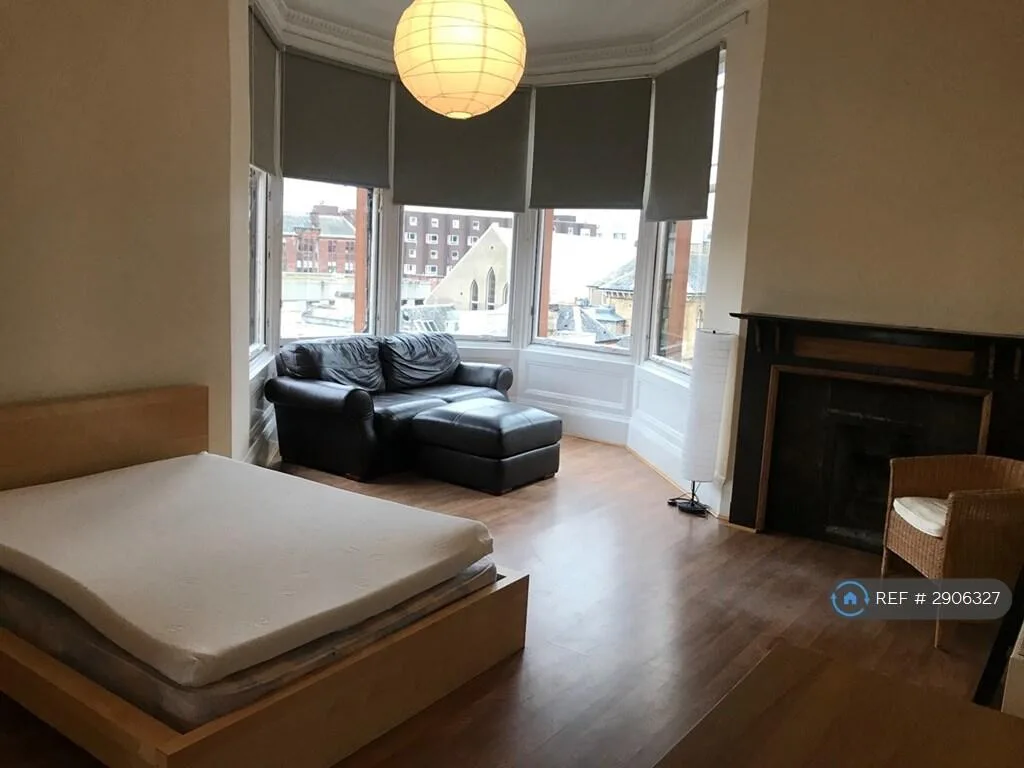 4 bedroom flat for rent